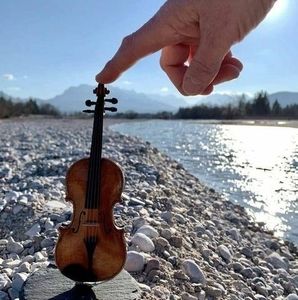 Meet your Posher, Annie